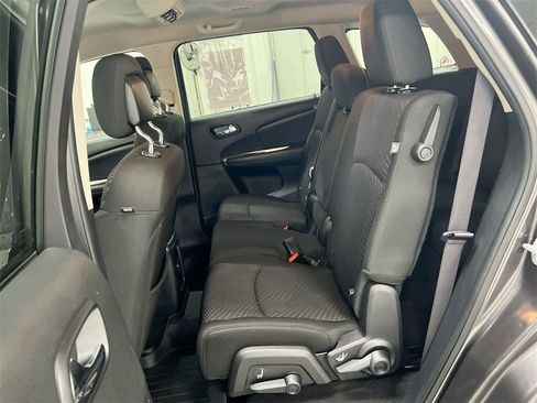 Used 2019 Dodge Journey SE w/ Connectivity Group image 22