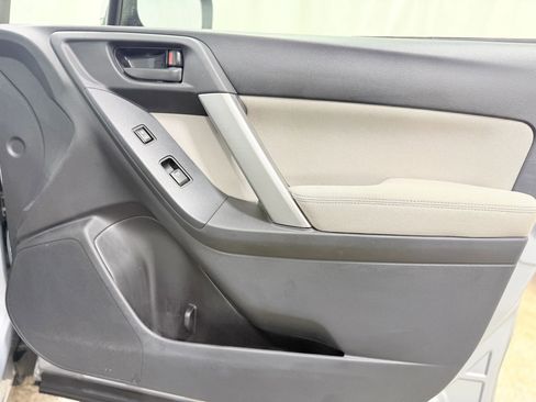 Used 2015 Subaru Forester 2.5i Premium image 23