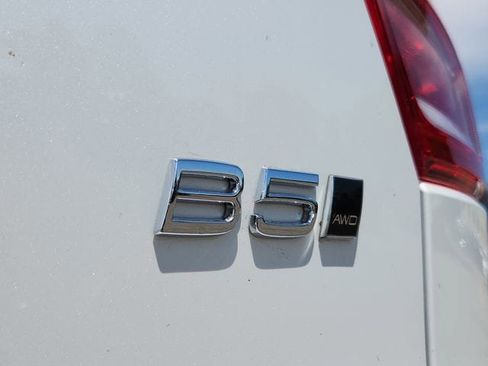 Certified 2026 Volvo XC40 B5 Plus w/ Protection Package Premier image 17