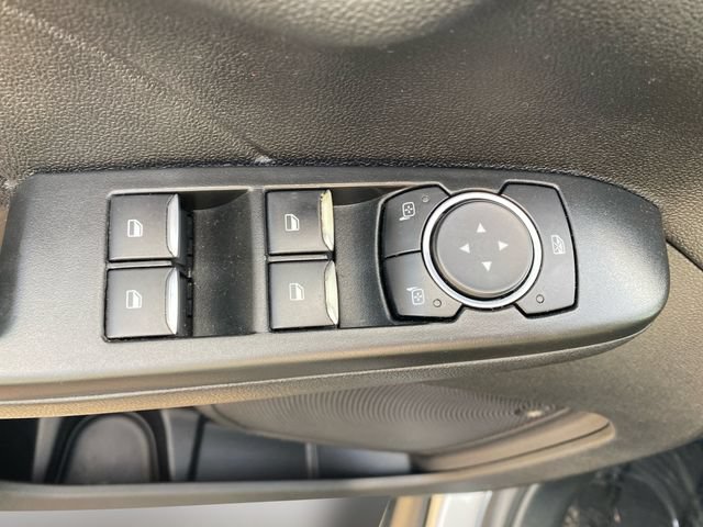 Used 2021 Ford Escape SE FWD image 17