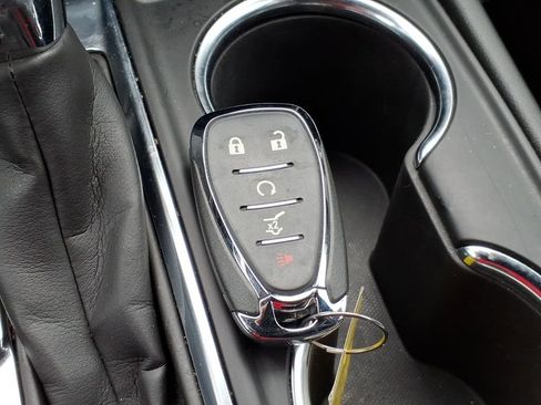 Certified 2023 Chevrolet Equinox LT FWD image 25