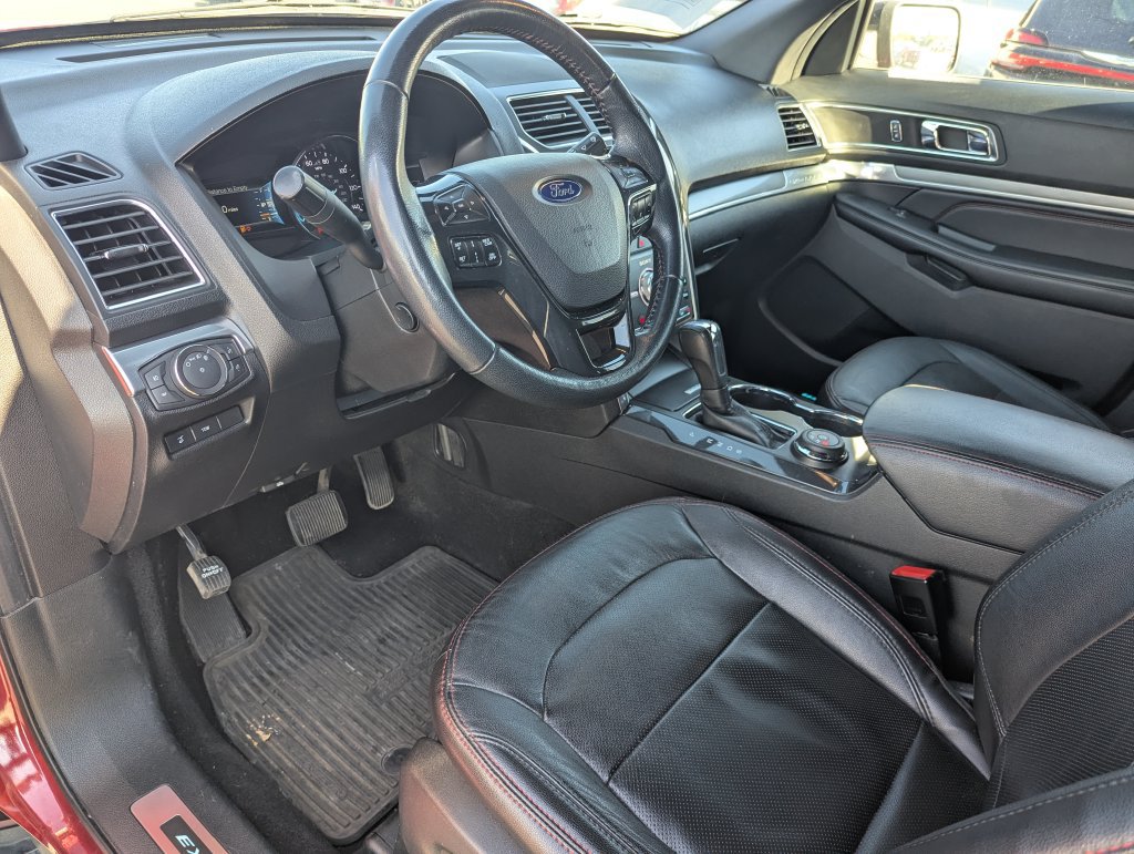 Used 2019 Ford Explorer Sport w/ Equipment Group 401A AWD/4WD image 24