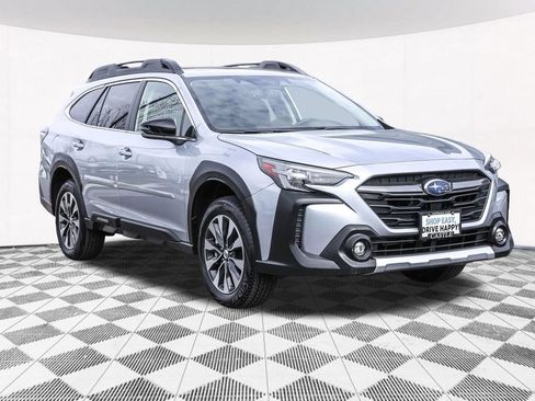 Used 2024 Subaru Outback Limited AWD/4WD image 12
