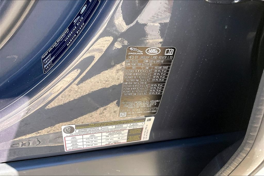 New 2026 Land Rover Discovery Dynamic SE AWD/4WD image 8