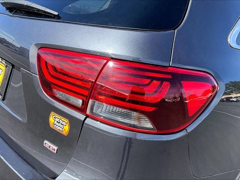 Used 2019 Kia Sorento FWD image 27
