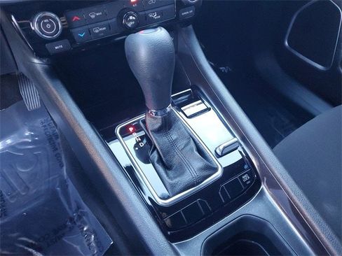 Used 2024 Jeep Compass Sport image 25