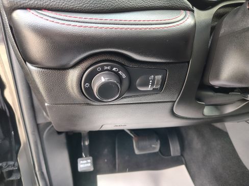 Certified 2024 Dodge Durango R/T image 25