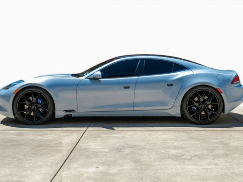 Used 2018 Karma Revero Luxury RWD image 10