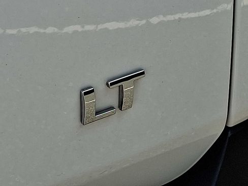 Used 2023 Chevrolet Traverse LT AWD/4WD image 31