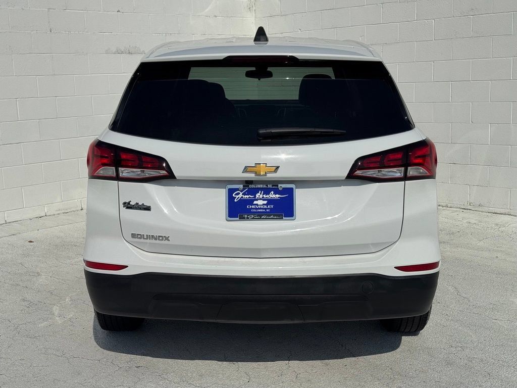 Used 2023 Chevrolet Equinox LS w/ LS Convenience Package FWD image 10