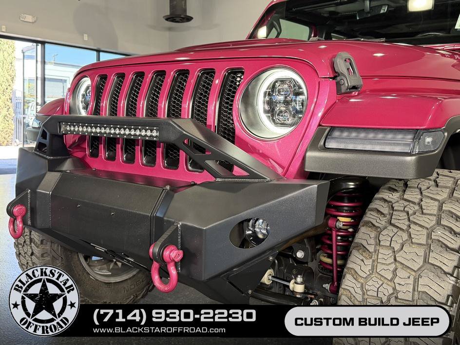 Used 2022 Jeep Wrangler Unlimited Sahara w/ Cold Weather Group AWD/4WD image 5