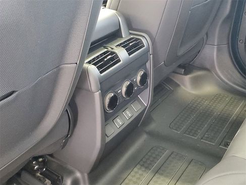 New 2026 Land Rover Defender 110 image 30