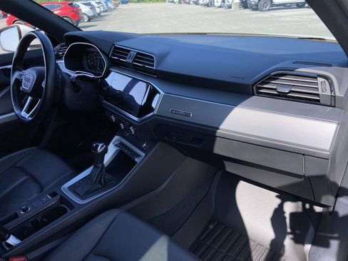 Used 2023 Audi Q3 2.0T Premium image 28
