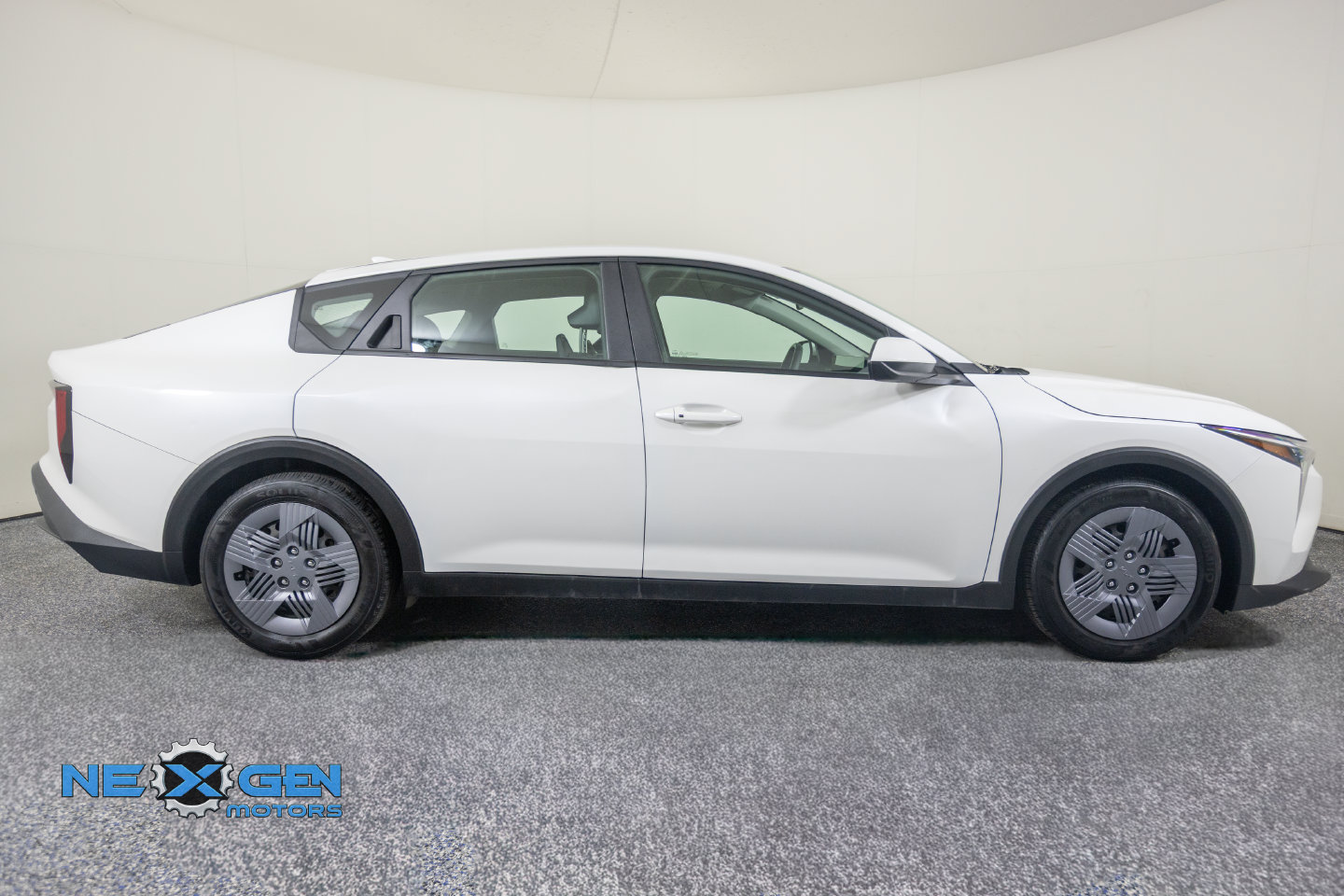Used 2025 Kia K4 FWD image 33