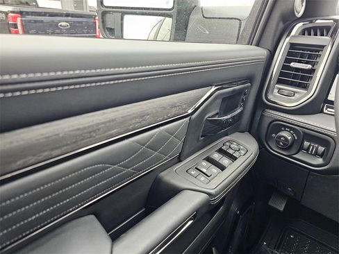 New 2026 RAM 2500 Limited image 29
