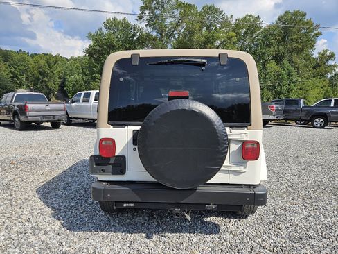 Used 1999 Jeep Wrangler Sahara image 7