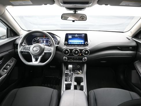 Used 2023 Nissan Sentra SV FWD image 9