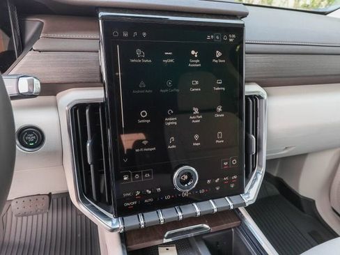 New 2026 GMC Acadia Denali w/ Super Cruise Package FWD image 19