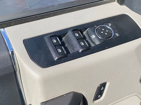 Used 2022 Ford F250 XLT AWD/4WD image 19