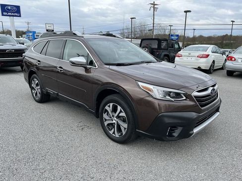 Used 2022 Subaru Outback Touring XT w/ Popular Package #2 image 11