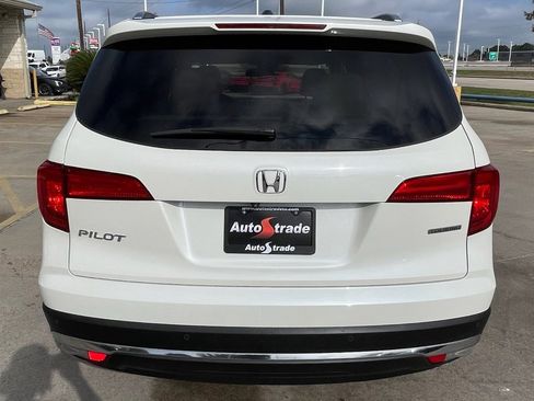Used 2016 Honda Pilot Touring image 10