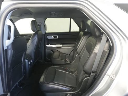 Certified 2022 Ford Explorer Limited AWD/4WD image 26