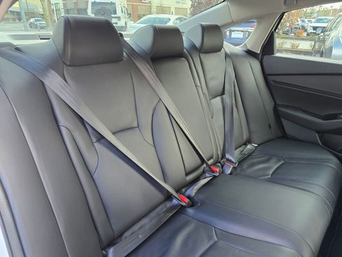 Certified 2023 Honda Accord Touring image 8