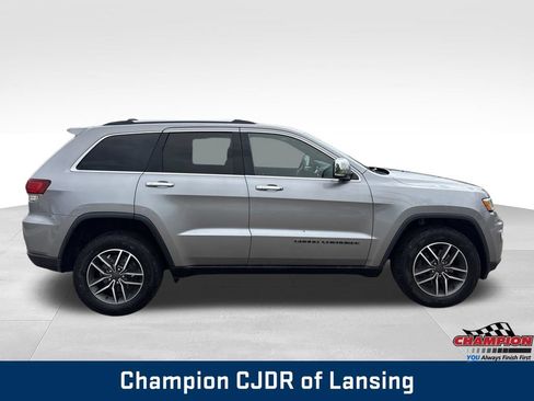 Used 2020 Jeep Grand Cherokee Limited AWD/4WD image 8