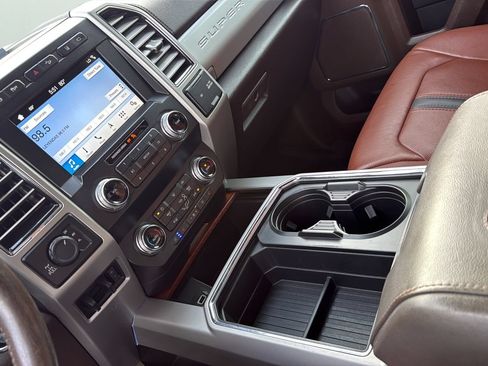 Used 2019 Ford F250 King Ranch w/ King Ranch Ultimate Package AWD/4WD image 20