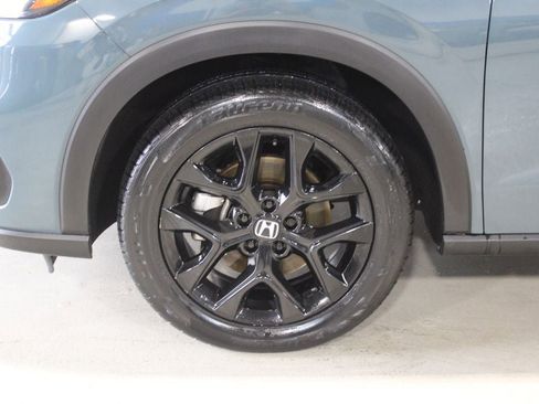 Used 2024 Honda HR-V Sport image 6