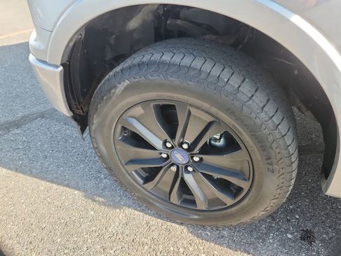 Used 2020 Ford F150 Lariat image 18