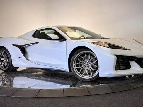 Used 2023 Chevrolet Corvette Z06 image 16