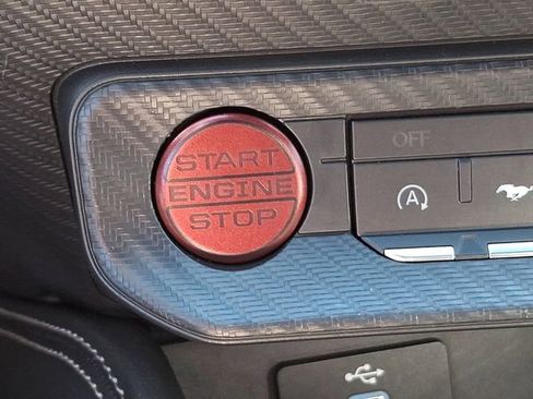 Used 2025 Ford Mustang GT Premium RWD image 29
