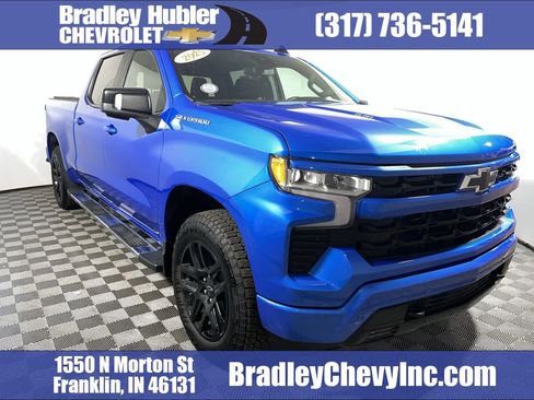 Used 2025 Chevrolet Silverado 1500 RST w/ Convenience Package II AWD/4WD image 1