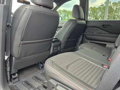 New 2026 Nissan Pathfinder Rock Creek AWD/4WD image 20