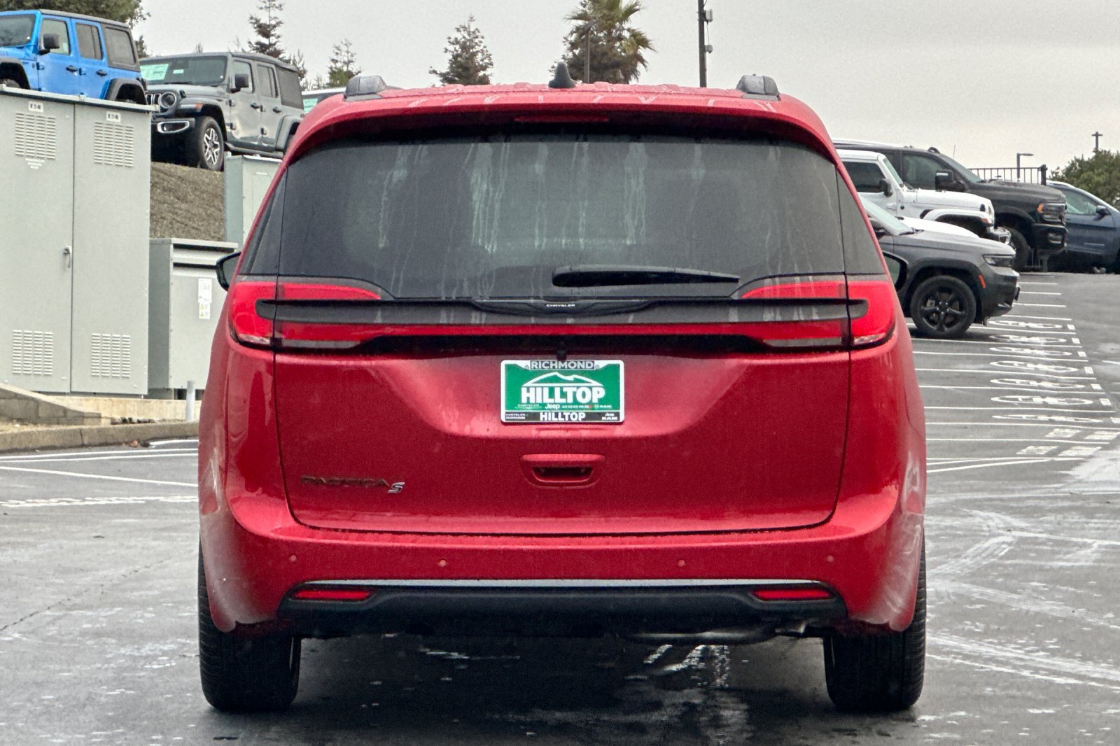 New 2026 Chrysler Pacifica Select w/ S Appearance Package FWD image 6