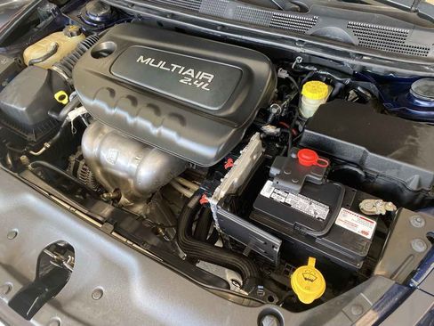 Used 2015 Dodge Dart SXT image 27