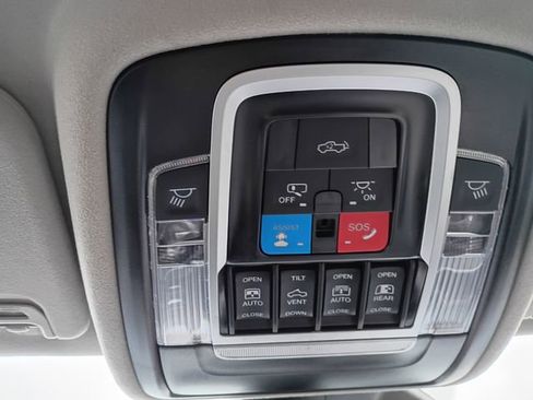 Used 2025 RAM 1500 Tungsten w/ Off Road Group AWD/4WD image 19