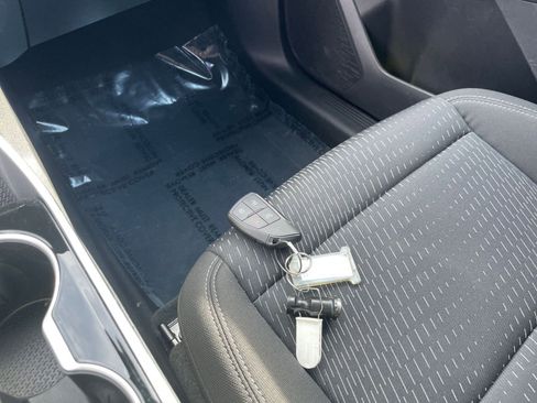 Used 2025 Chevrolet Equinox LT image 21