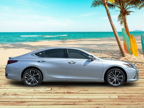 Used 2023 Lexus ES 300h w/ Premium Package FWD image 7