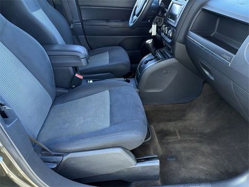 Used 2016 Jeep Patriot Sport w/ Power Value Group image 34