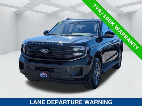 Certified 2025 Ford Expedition Active image 7
