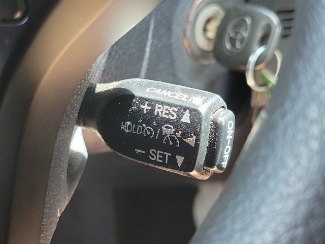 Used 2018 Toyota Tacoma SR AWD/4WD image 27