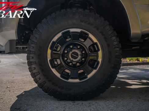 Used 2022 Ford F350 Platinum image 16