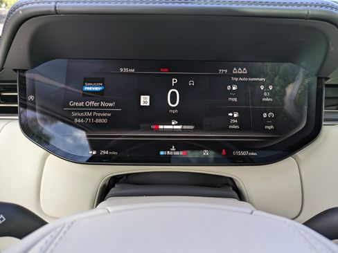 Used 2023 Land Rover Range Rover SE image 24