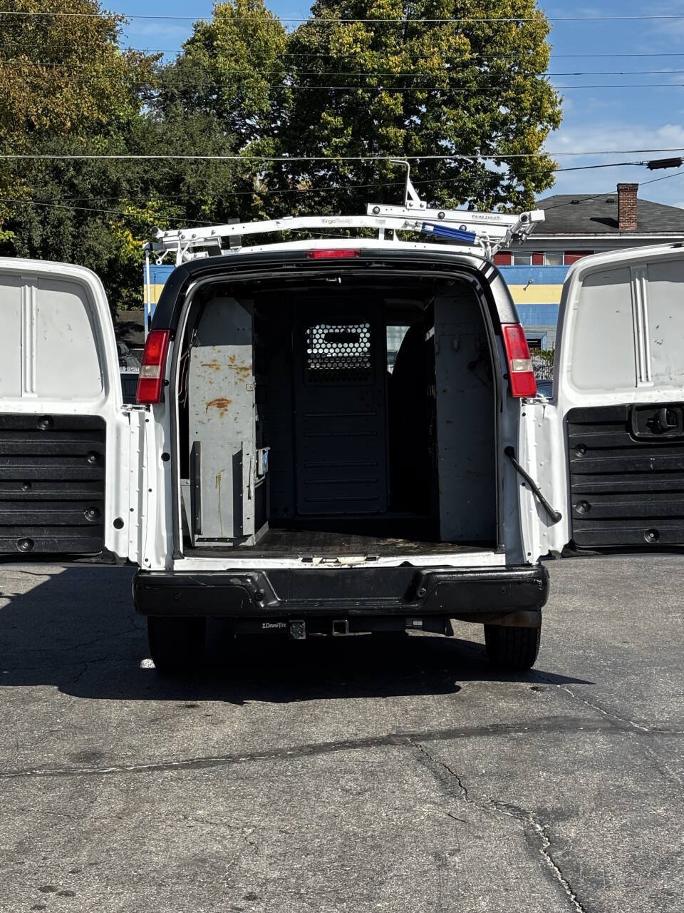 Used 2014 GMC Savana 3500 RWD image 11