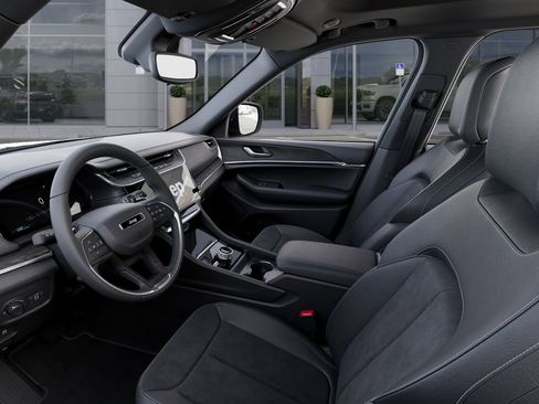 New 2026 Jeep Grand Cherokee Altitude RWD image 22