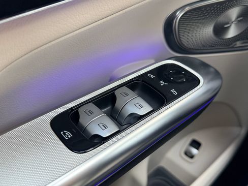 Certified 2026 Mercedes-Benz GLC 300 image 21