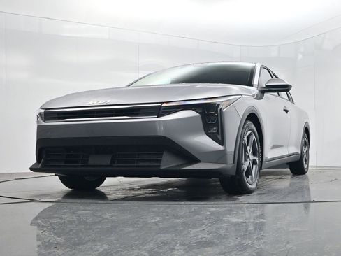 New 2026 Kia K4 LXS image 35