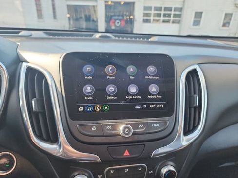 Used 2020 Chevrolet Equinox LT w/ Sport Edition FWD image 24